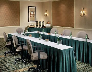 Doubletree Suites By Hilton Boston - Cambridge Extérieur photo